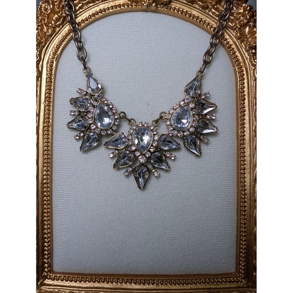 Glam Crystal Statement Necklace Set Gold Tone Bib Necklace Earrings Bridalcore - Picture 8 of 9